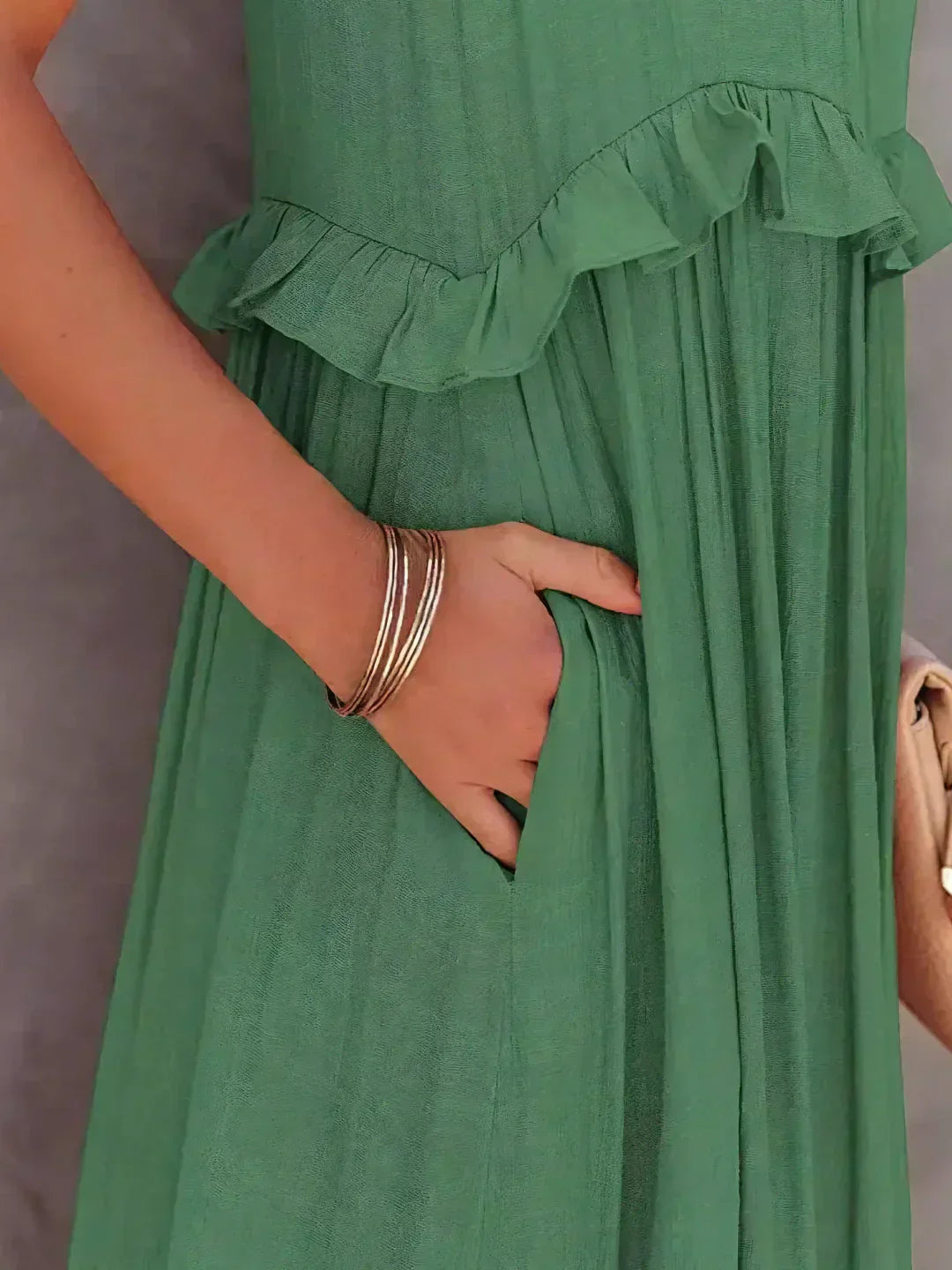 Charlize - Maxikleid mit Nackenträger und Taschen