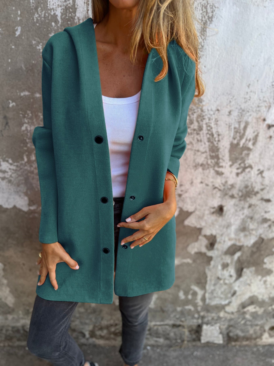 Norah – Lässige einreihige Kapuzenjacke