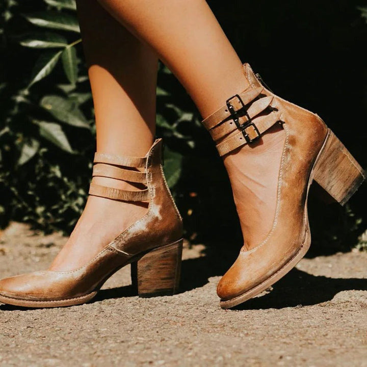 Bella - Bequemer und stilvoller orthopädischer Schuh