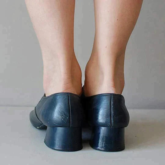 Emma - Klassische Sandalen mit Lederabsatz
