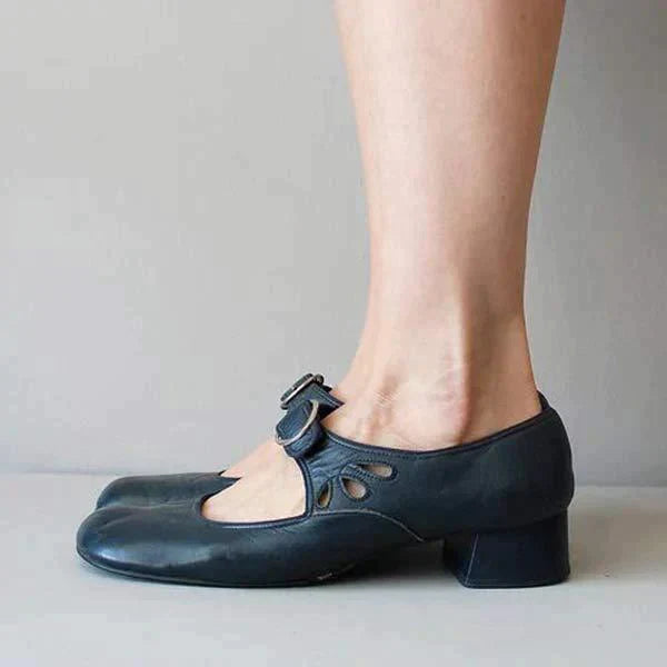 Emma - Klassische Sandalen mit Lederabsatz