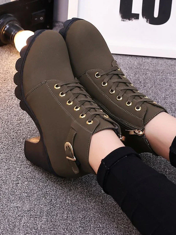Jane - High Heel Kurzstiefel