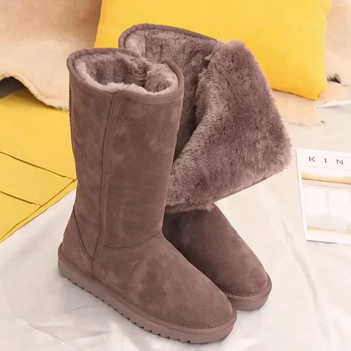 Beyoncé – Schaffellstiefel