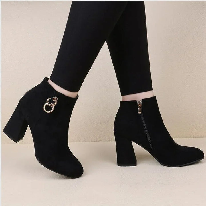 Olivia - Retro Plüsch Stiefeletten