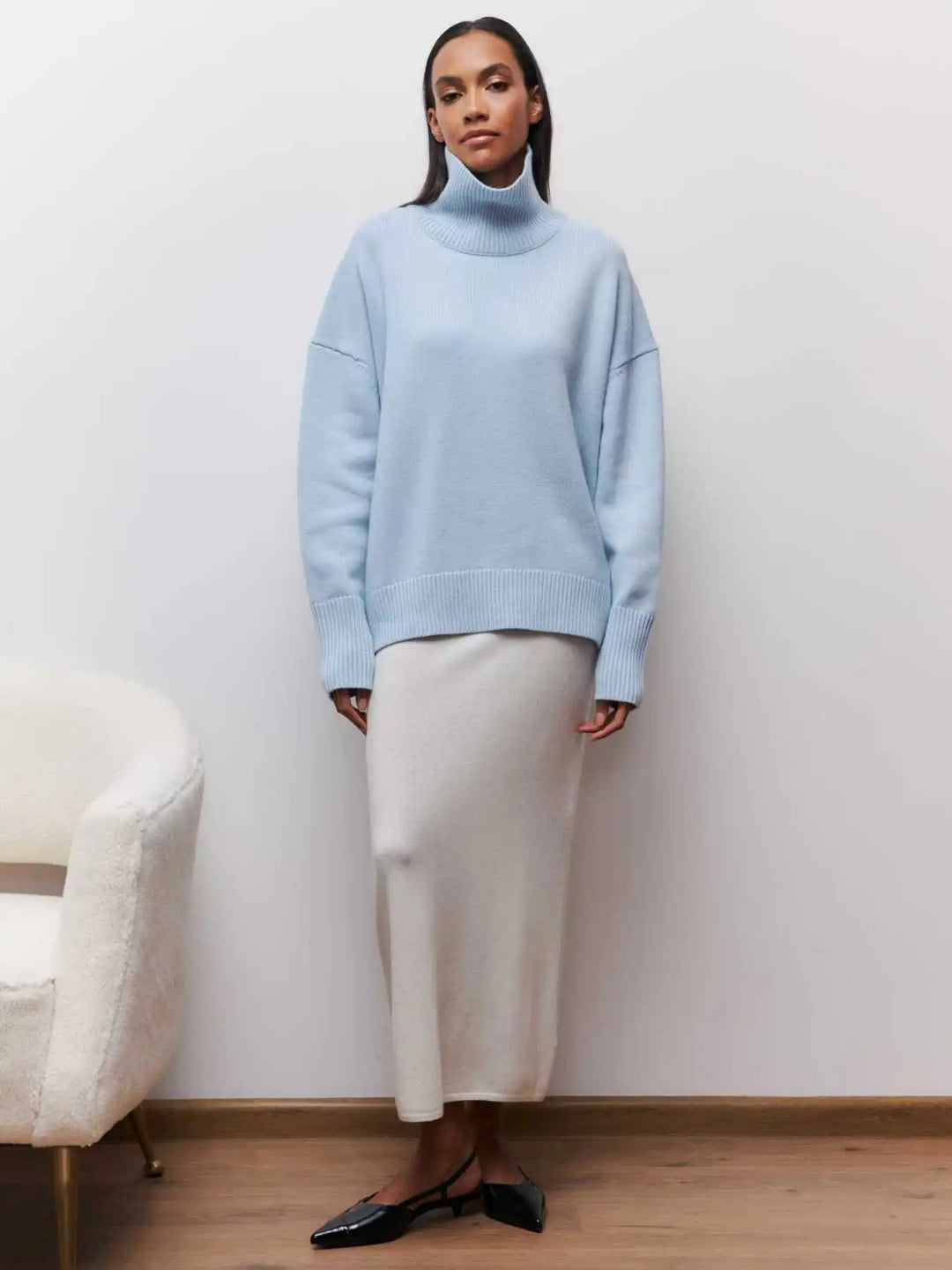 Olivia - Pullover mit Schildkrötenkette