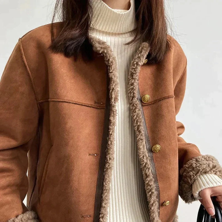 Louisa – Sherpa-Edge-Jacke