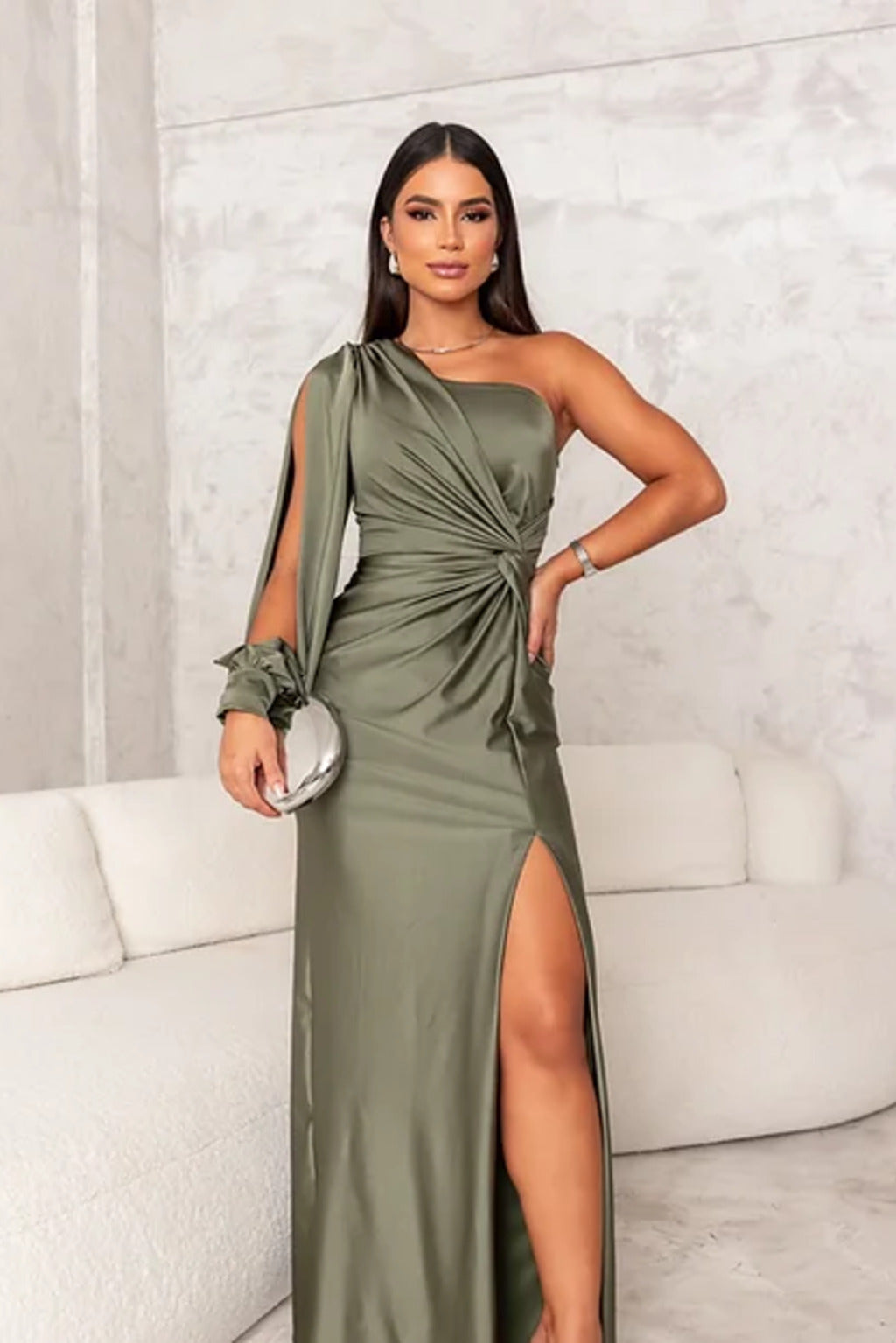 KYARA – Elegantes und raffiniertes Kleid