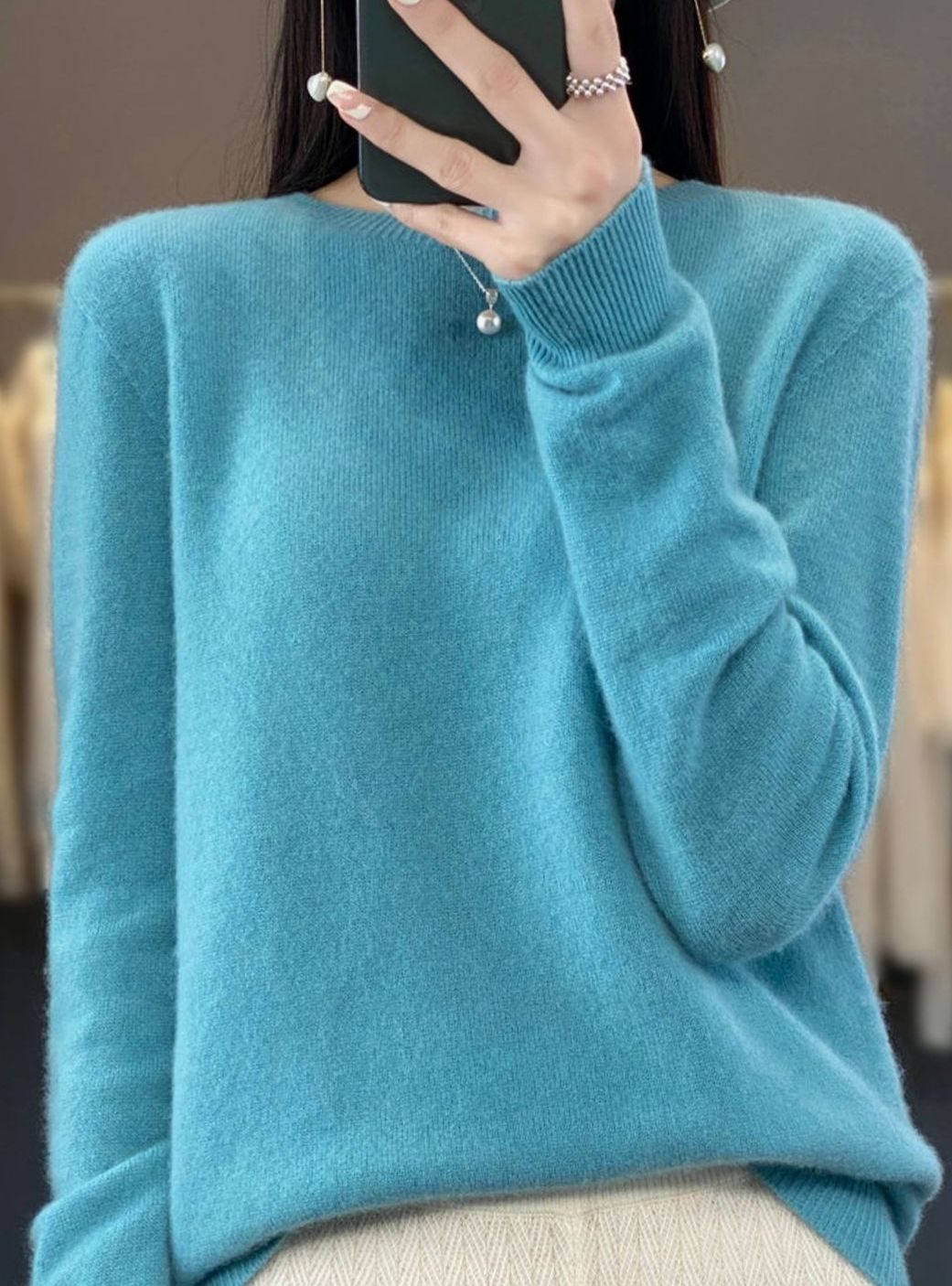 Damen Klassischer Rundhals-Strickpullover mit Langarm - Mehr Blau