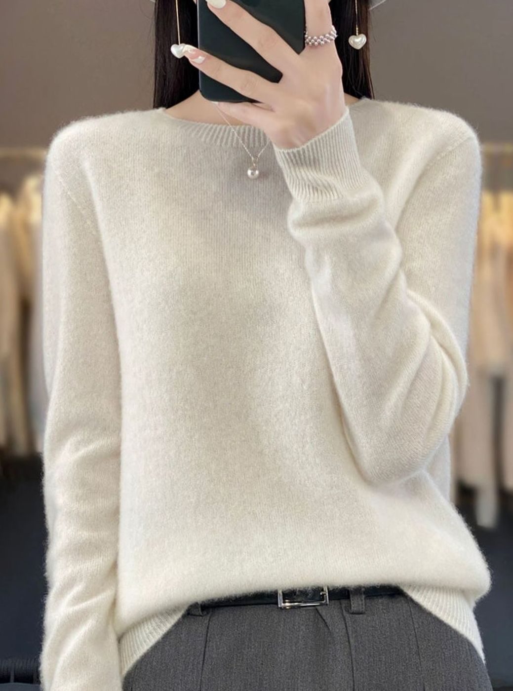Damen Klassischer Rundhals-Strickpullover mit Langarm - Weiß