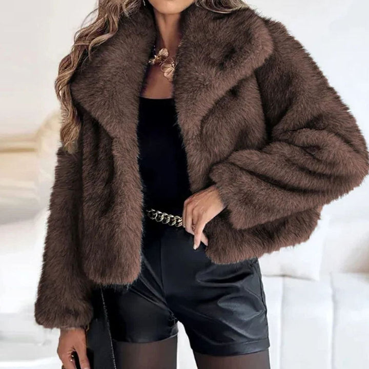 Damen Kurze Kuschelige Winterjacke aus Kunstfell mit Lockerem Schnitt - Braun