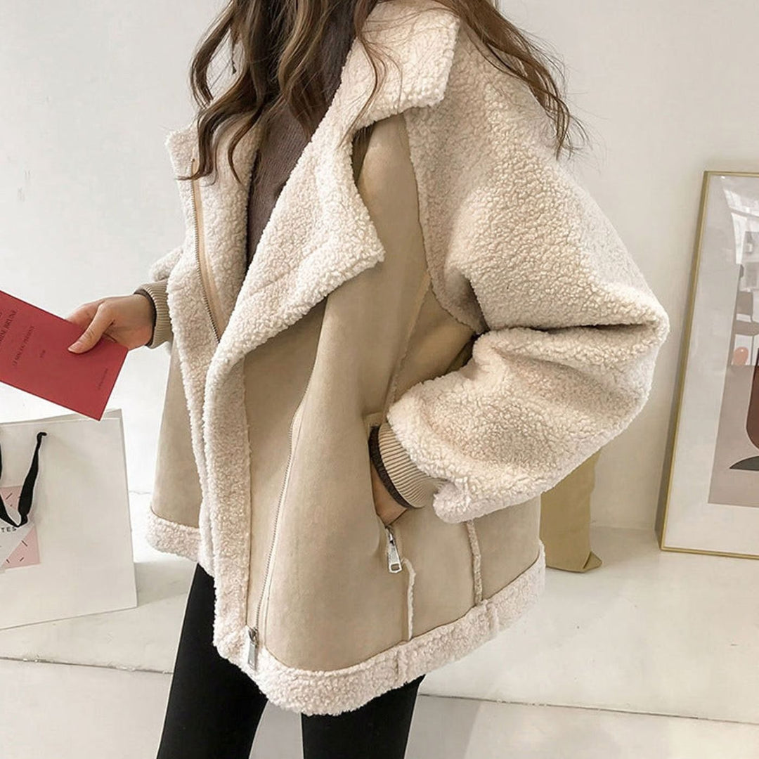 Damen Oversize Jacke aus Kunstlammfell mit Reißverschluss - Beige