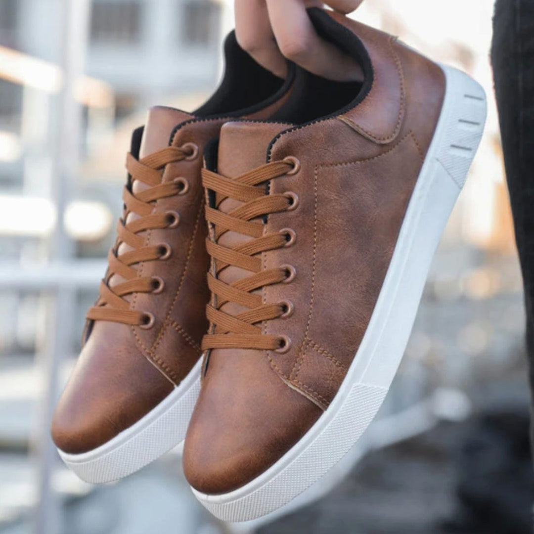 Herren Freizeit-Sneaker mit Schnürung Kunstleder weißer Sohle
