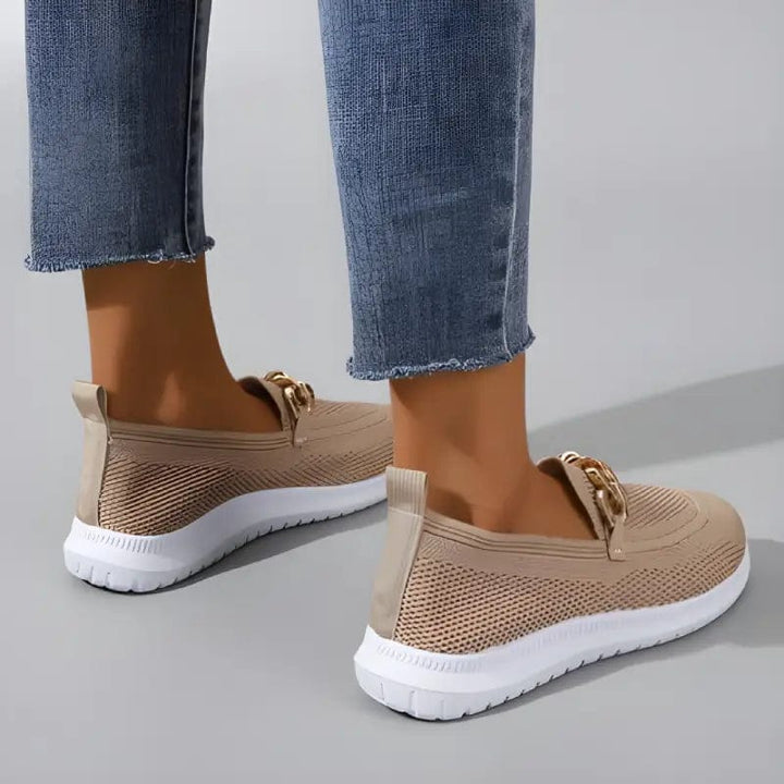 Cynthia – Atmungsaktive und bequeme orthopädische Schuhe